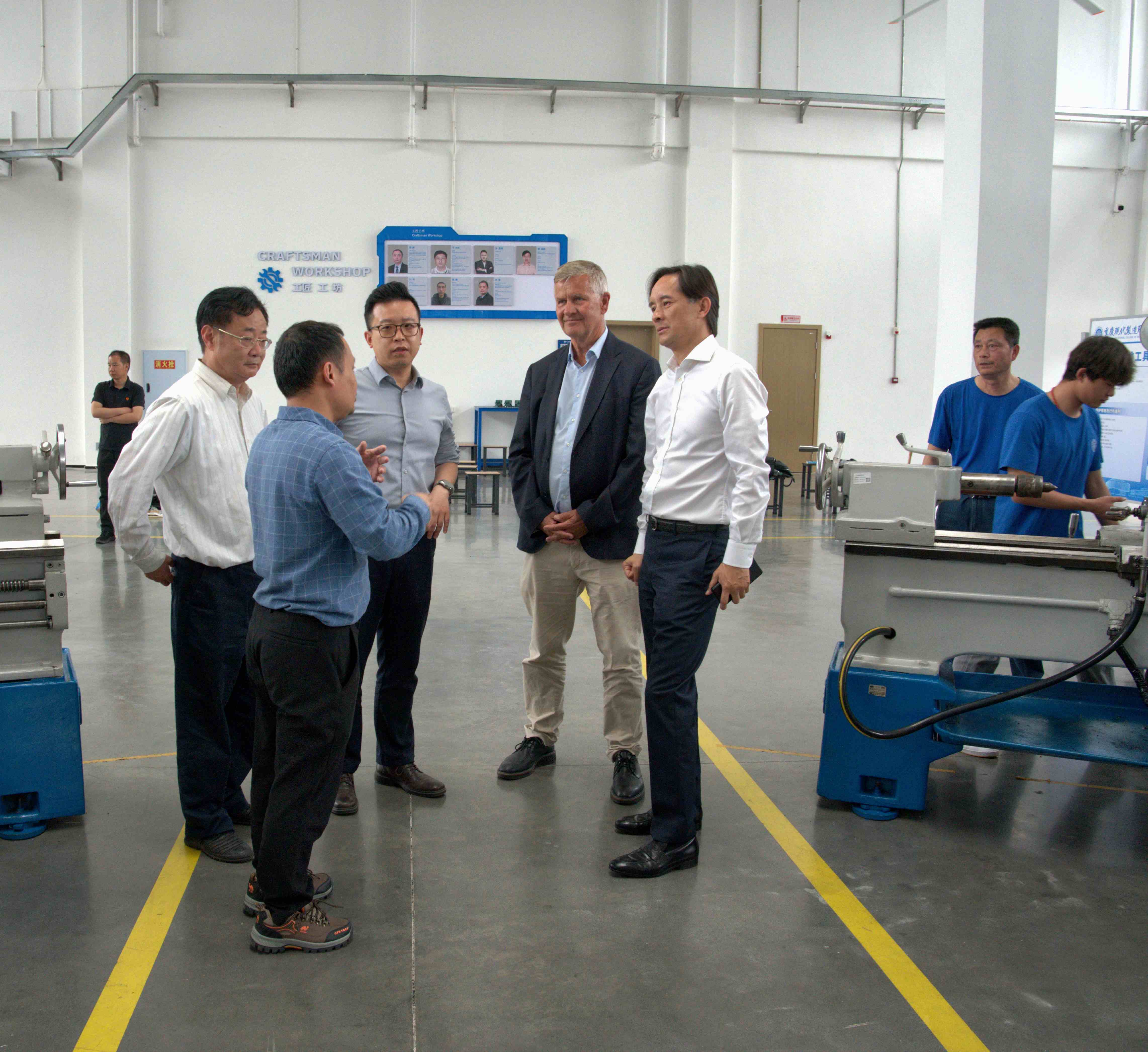 共探合作新路径 | 中欧经济文化中心领导一行赴pa电子官方网站调研