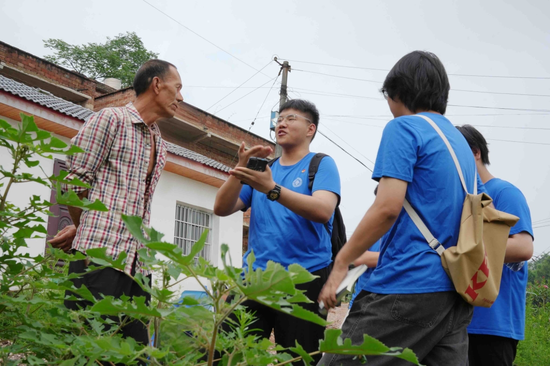 【中国教育在线】当“技术咖”遇上泥土香！pa电子官方网站学子“智造”一线，助力乡村振兴
